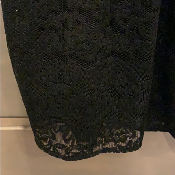 Lace tank with adorable bow back - XS - Picture 3 of 6